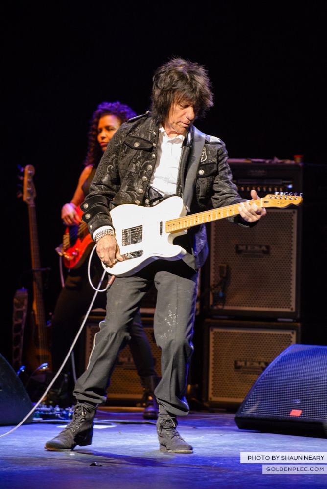 Jeff Beck at The Olympia Theatre, Dublin on May 21st 2014 by Shaun Neary-17