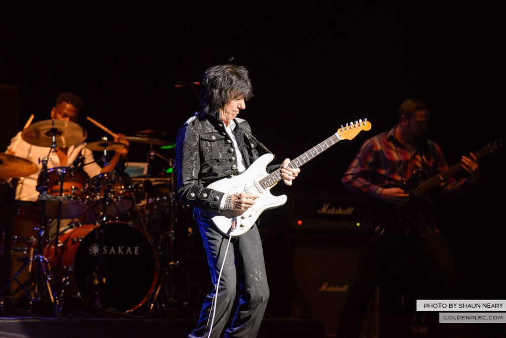 Jeff Beck at The Olympia Theatre, Dublin on May 21st 2014 by Shaun Neary-18