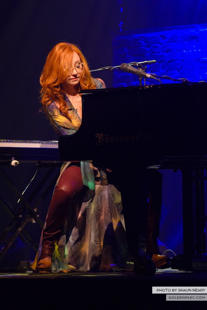 Tori Amos at The Olympia Theatre, Dublin on May 7th 2014 by Shaun Neary-01