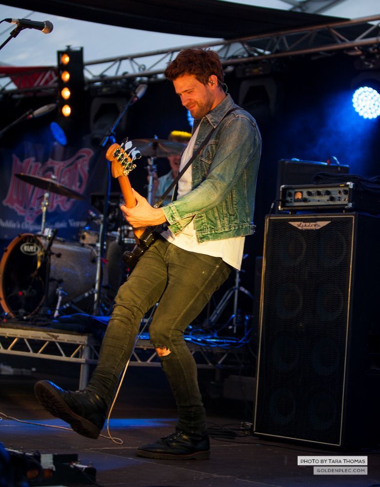 Bipolar Sunshine at Longitude by Tara Thomas-9539