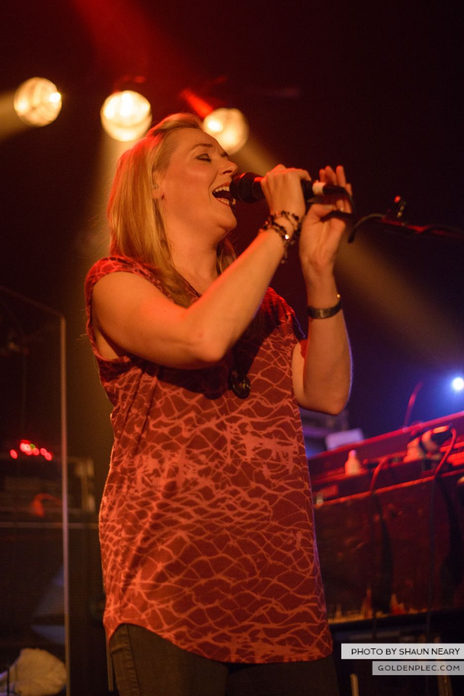 Anathema – The Button Factory, Dublin on September 19th 2014 by Shaun Neary-06