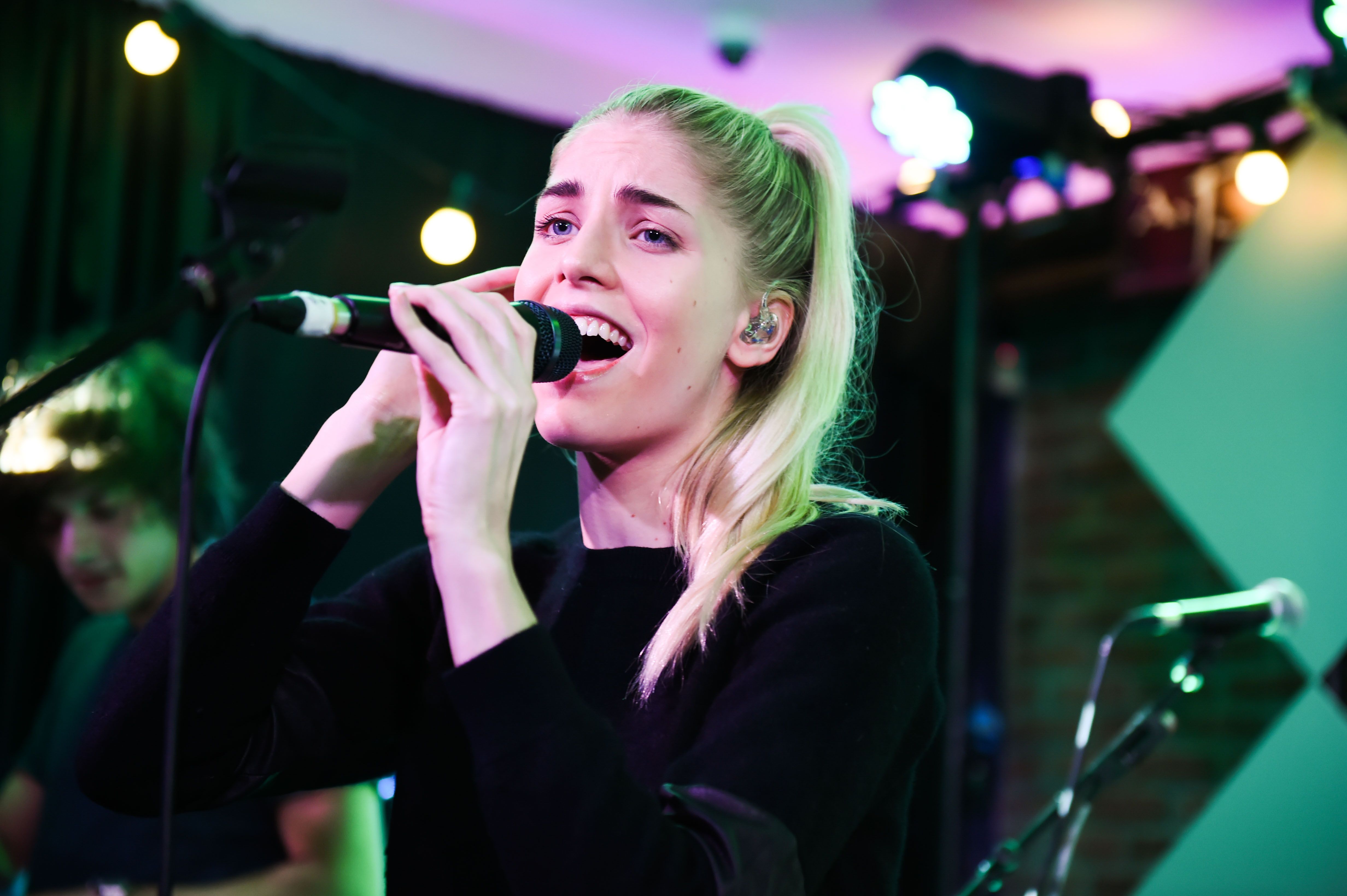 London Grammar Pictured here today at An Pucan, Co. Galway is Kodaline, London Grammar and Dan Croll. Artists performed a surprise gig to fans in the pub as part of Guinness Amplify Live.