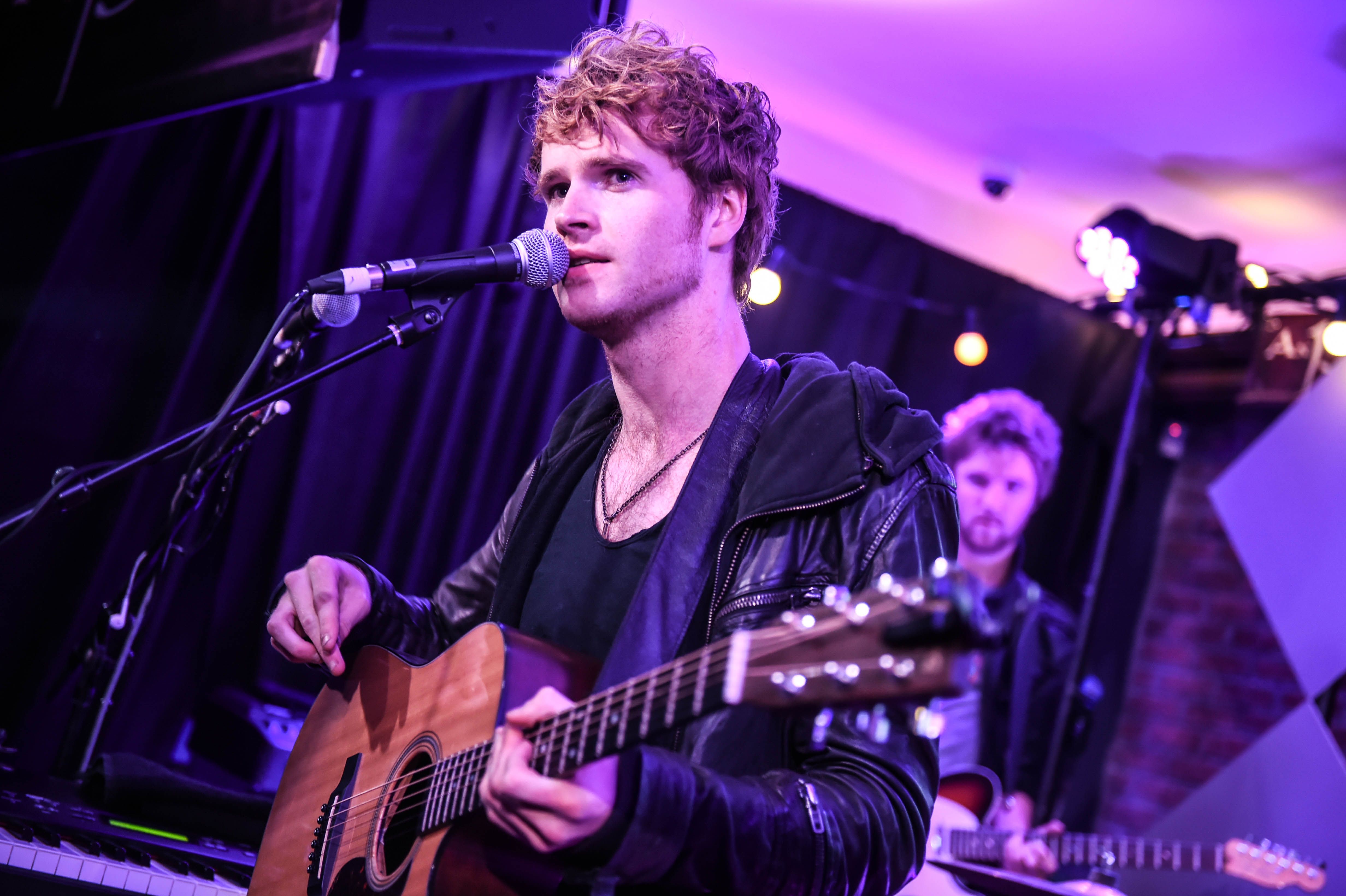 Kodaline Pictured here today at An Pucan, Co. Galway is Kodaline, London Grammar and Dan Croll. Artists performed a surprise gig to fans in the pub as part of Guinness Amplify Live.