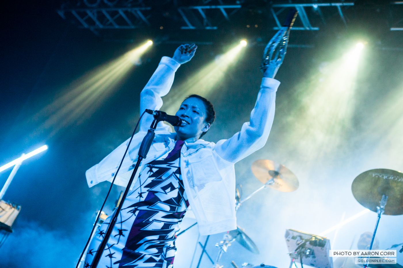 Little Dragon at Vicar Street by Aaron Corr-8902