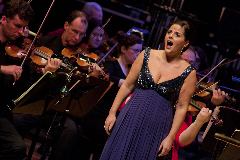 Celine Byrne Christmas Gala – NCH Dublin – by Abraham Tarrush (3)