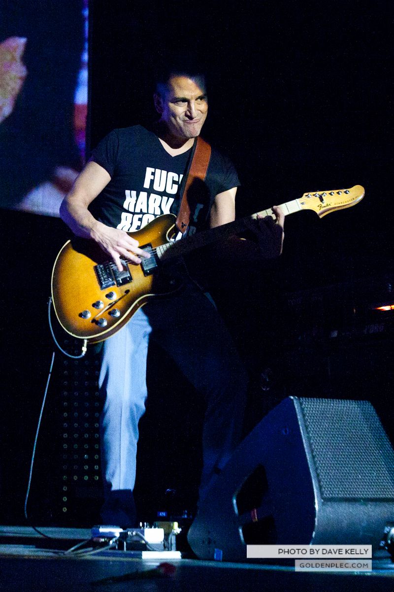 Morrissey at The 3 Arena, Dublin, 1 December 2014 (10 of 52)