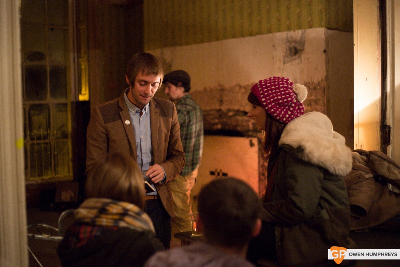 Glen Hansard plays an abondoned Georgian House (6 of 18)