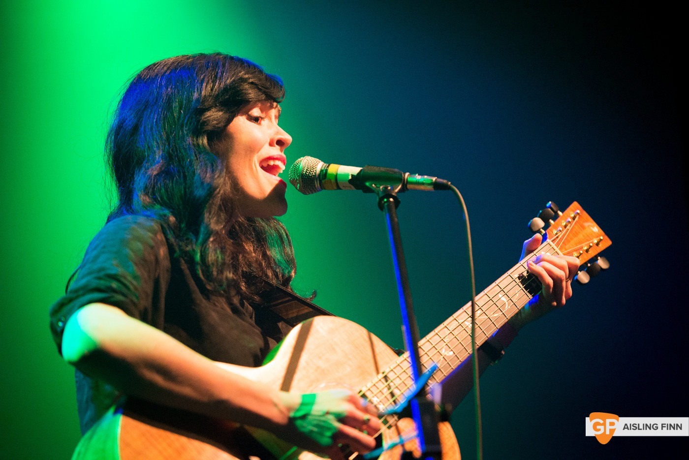 SLOW SKIES at THE BUTTON FACTORY by AISLING FINN (10)