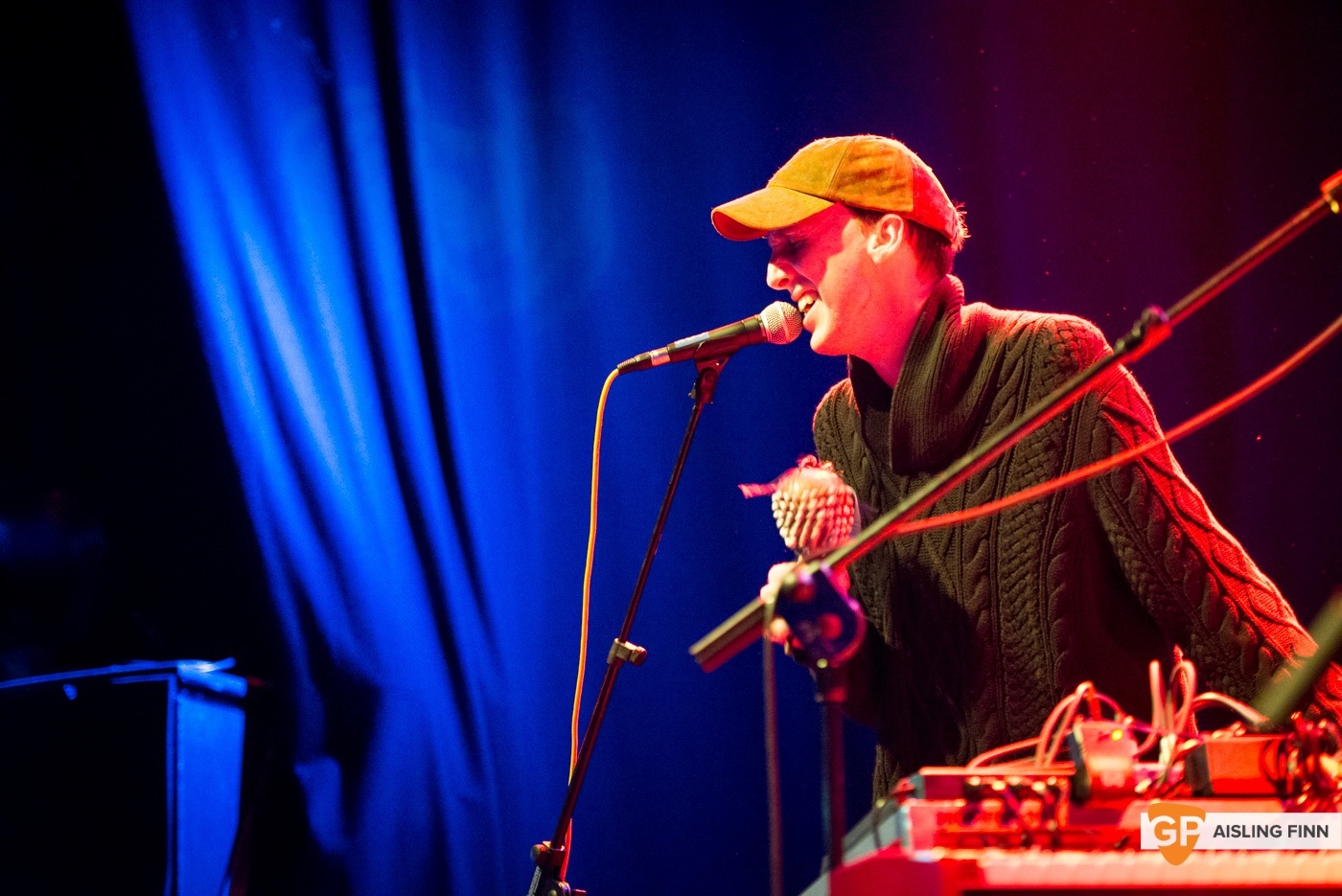 ATLAS SOUND at THE BUTTON FACTORY by AISLING FINN (5)