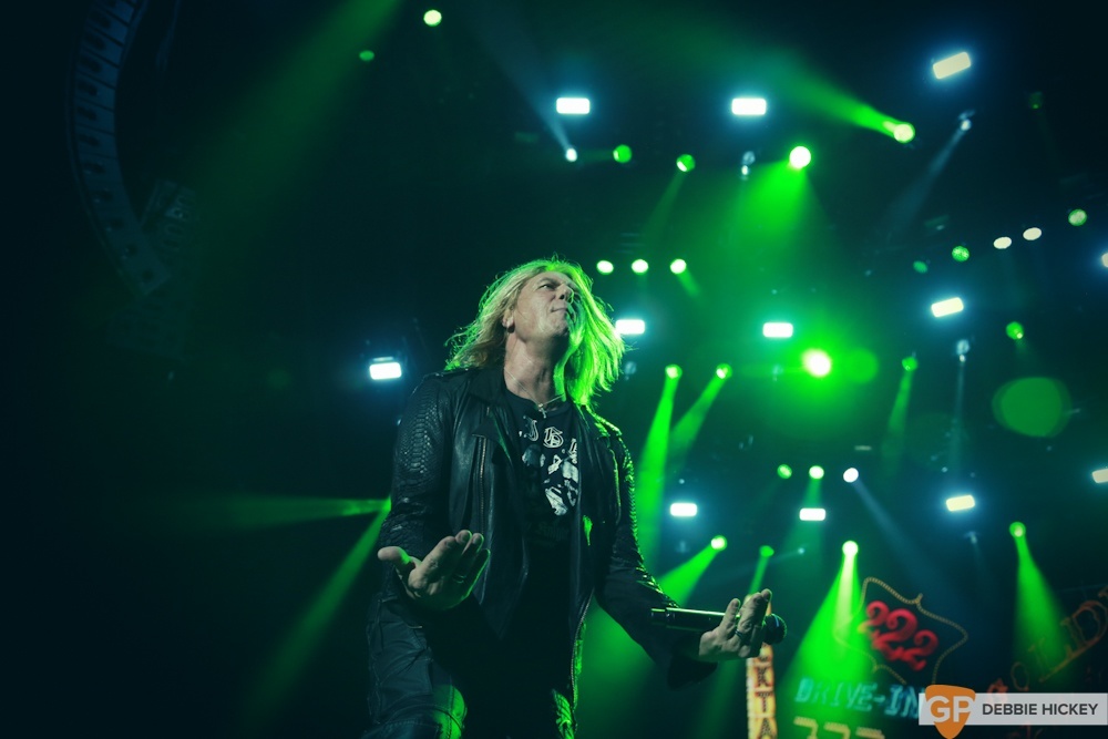 Def Leppard at 3Arena by Debbie Hickey