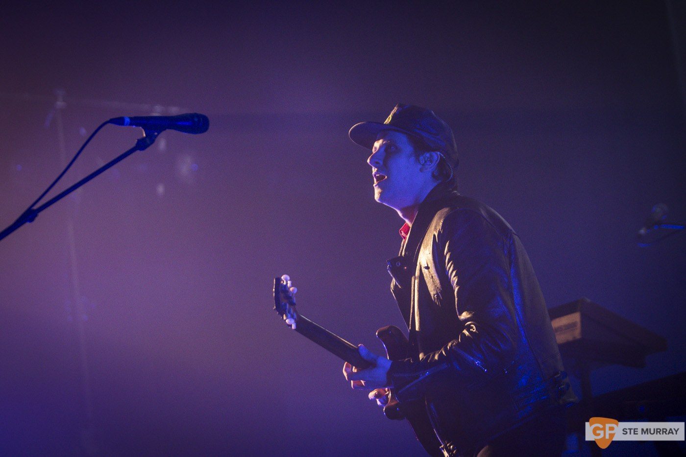 jamie-t-at-the-olympia-by-ste-murray_20