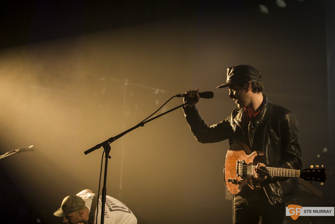 jamie-t-at-the-olympia-by-ste-murray_21
