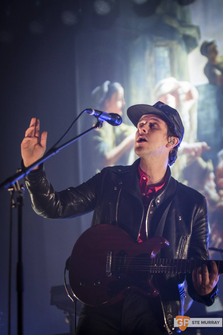 jamie-t-at-the-olympia-by-ste-murray_24