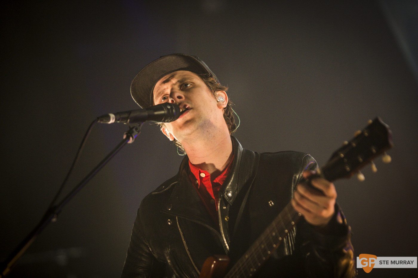 jamie-t-at-the-olympia-by-ste-murray_27