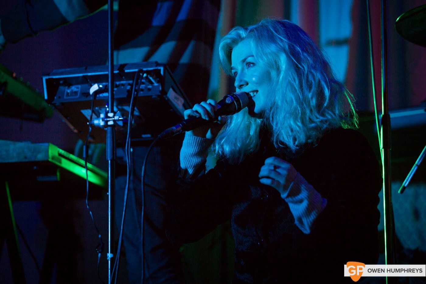 aYia live at Hard Working Class Heroes 2016, photo by Owen Humphreys