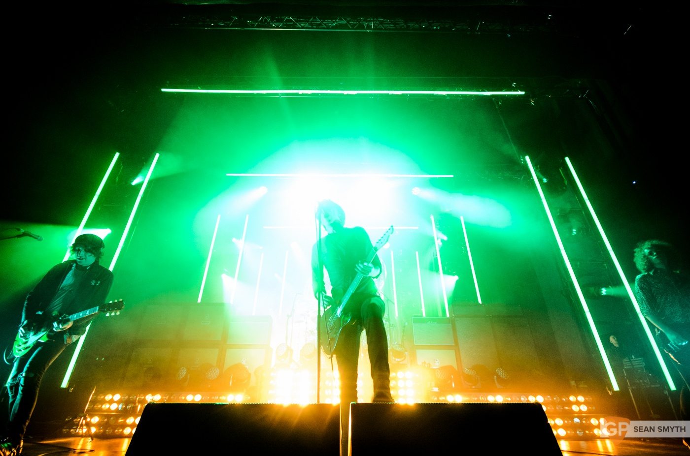 catfish-and-the-bottlemen-at-the-olympia-theatre-by-sean-smyth-20-11-16-27-of-27