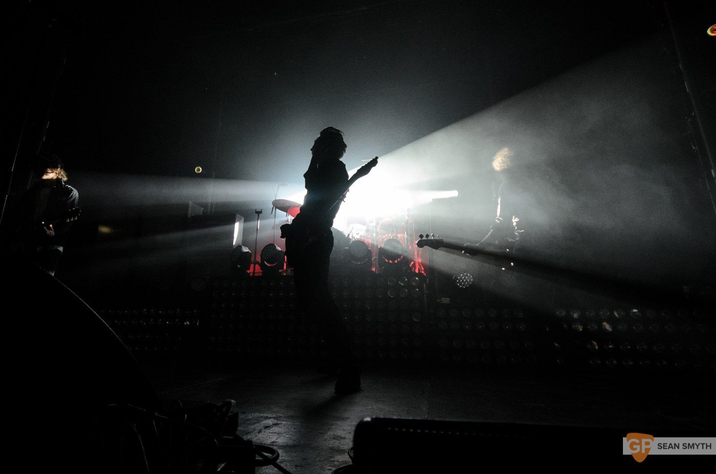 catfish-and-the-bottlemen-at-the-olympia-theatre-by-sean-smyth-20-11-16-6-of-27