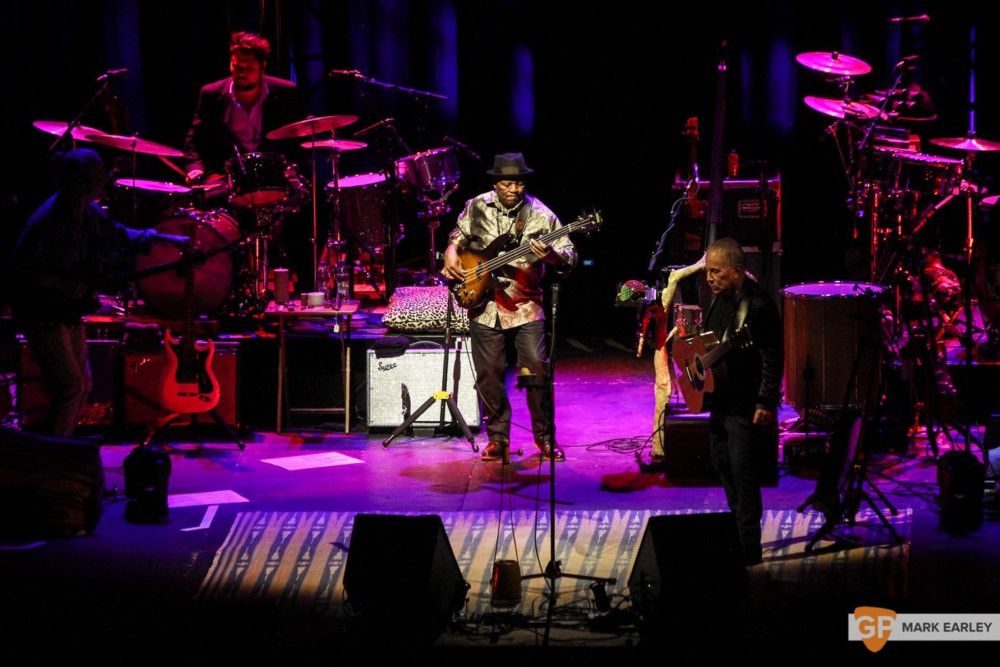 Photos of Paul Simon by Mark Earley