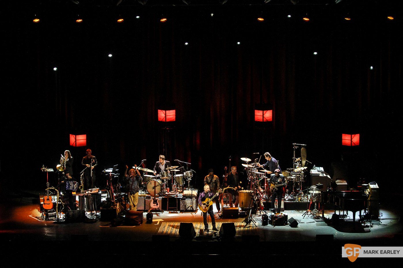 Photos of Paul Simon by Mark Earley