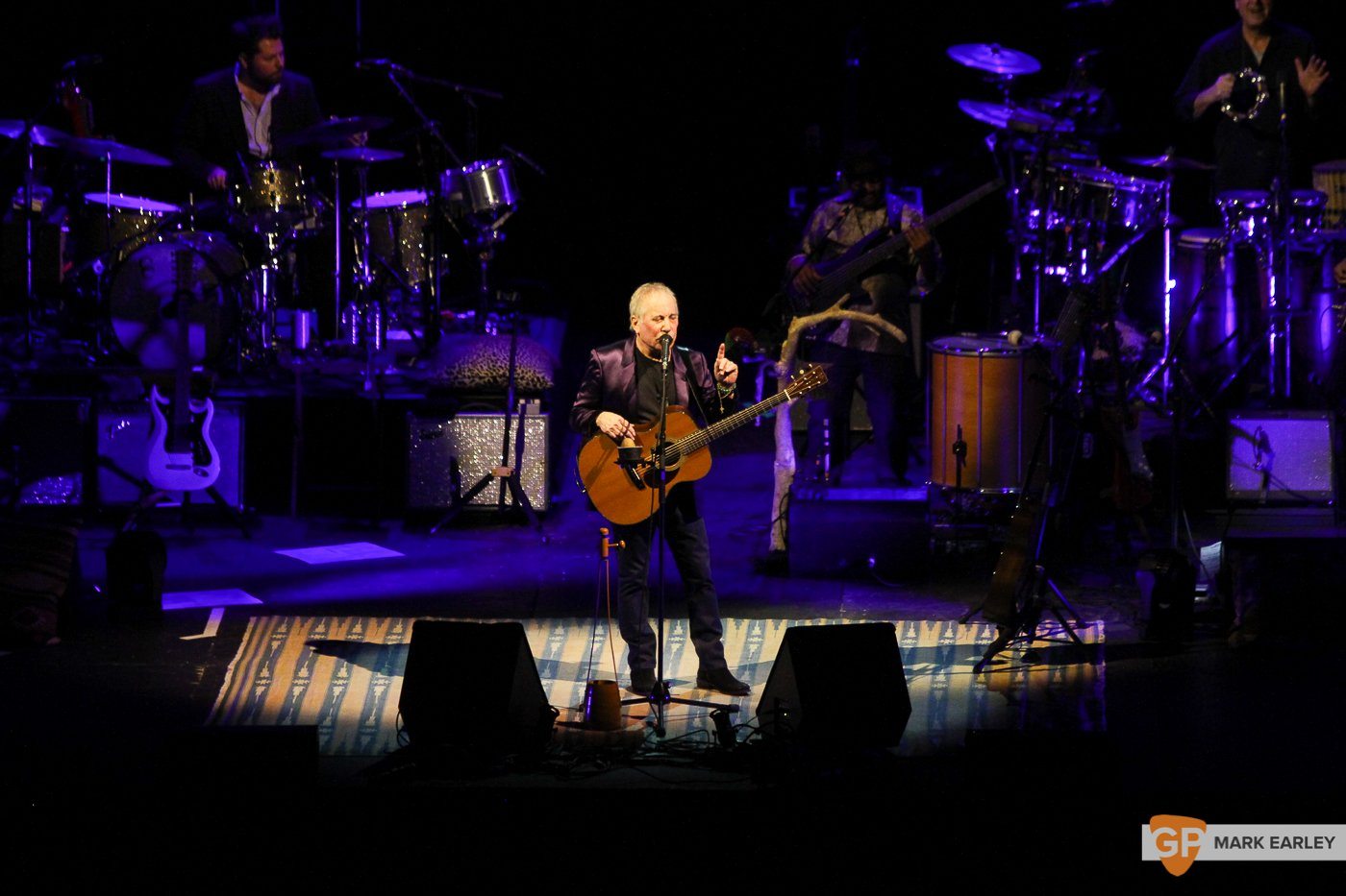 Photos of Paul Simon by Mark Earley