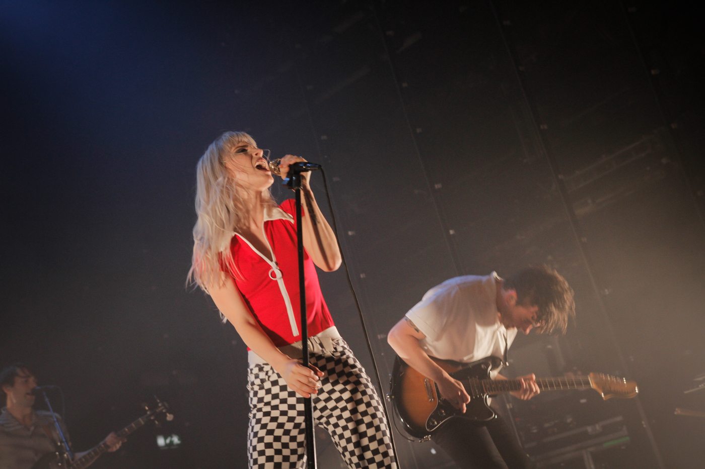 Paramore at the Olympia on 15 June 2017 by Yan Bourke