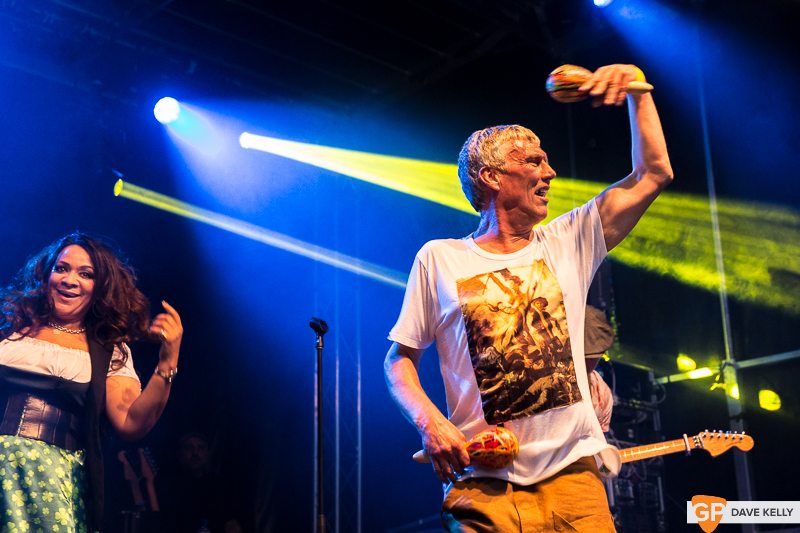 The Happy Mondays at Leopardstown Racecourse on 17 August 2017 (26 of 30)