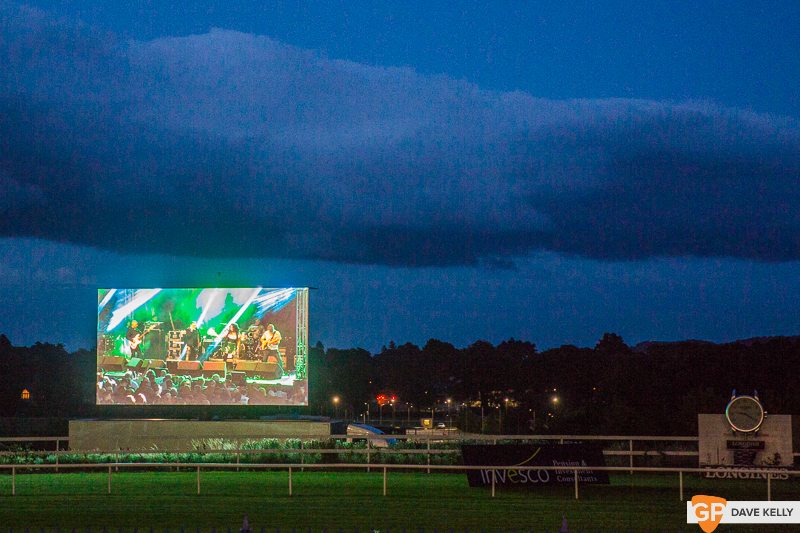 The Happy Mondays at Leopardstown Racecourse on 17 August 2017 (30 of 30)