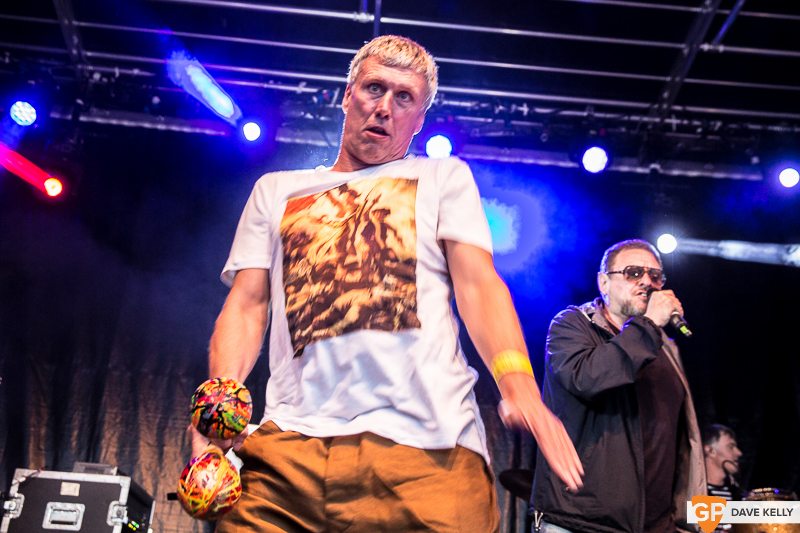 The Happy Mondays at Leopardstown Racecourse on 17 August 2017 (5 of 30)