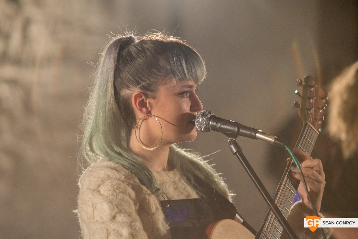 Wyvern Lingo at D-Light Studios – Sofar Sounds