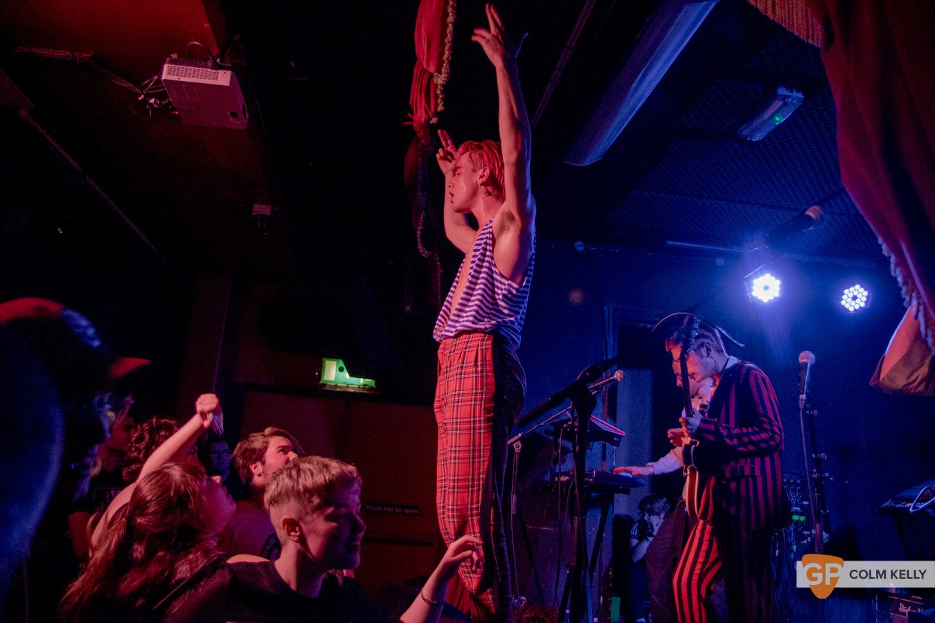 HMLTD at The Workmans Club, Dublin by Colm Kelly-10-308