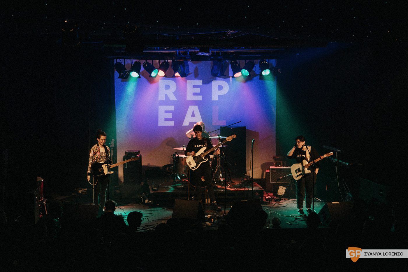 zyanya-lorenzo-pillow-queens-008