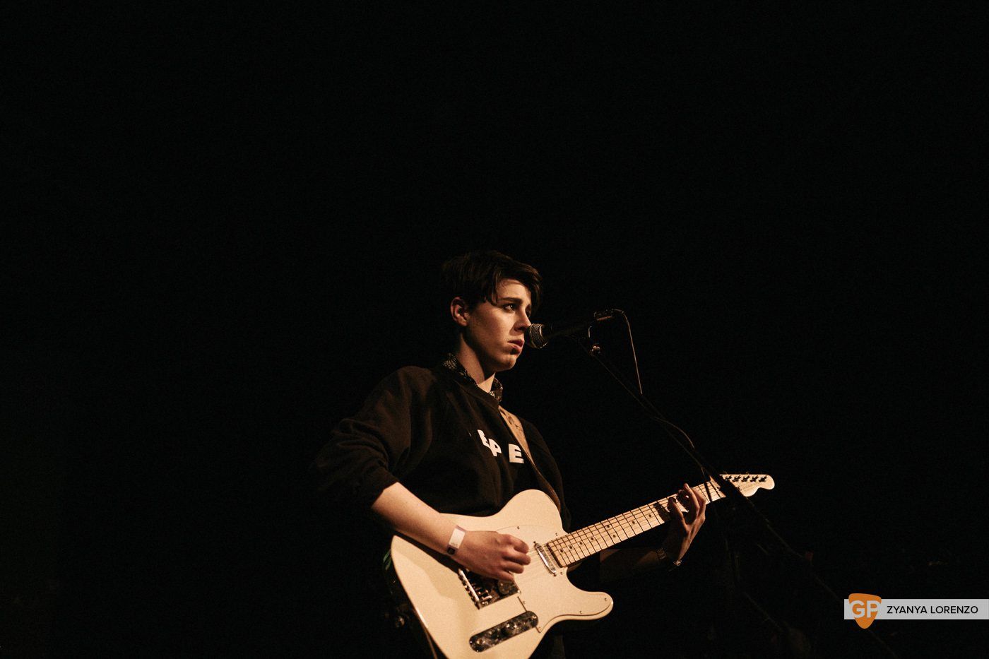 zyanya-lorenzo-pillow-queens-027