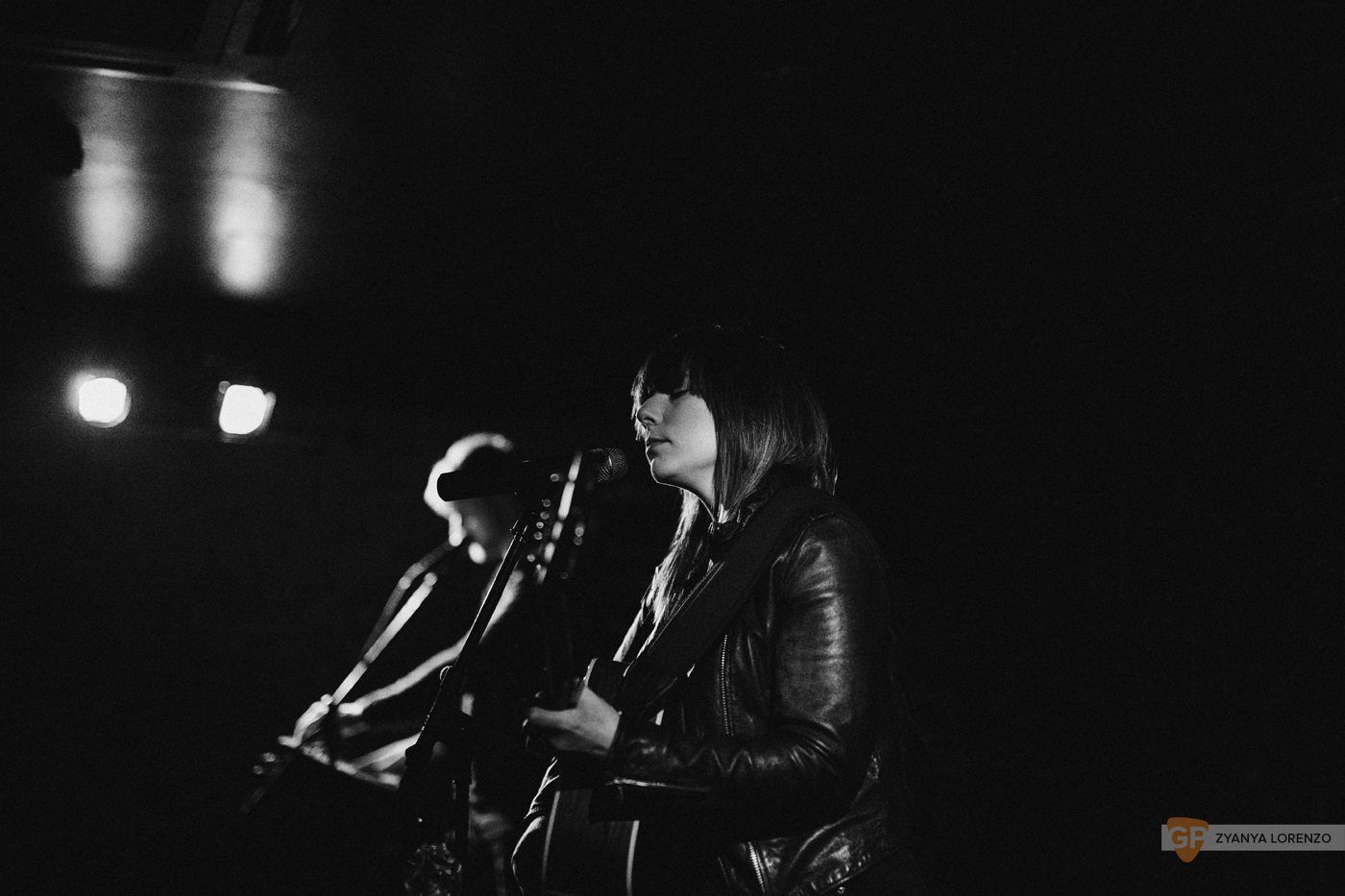 Stephanie Rainey live at Upstairs Dolan’s photographed by Zyanya Lorenzo.