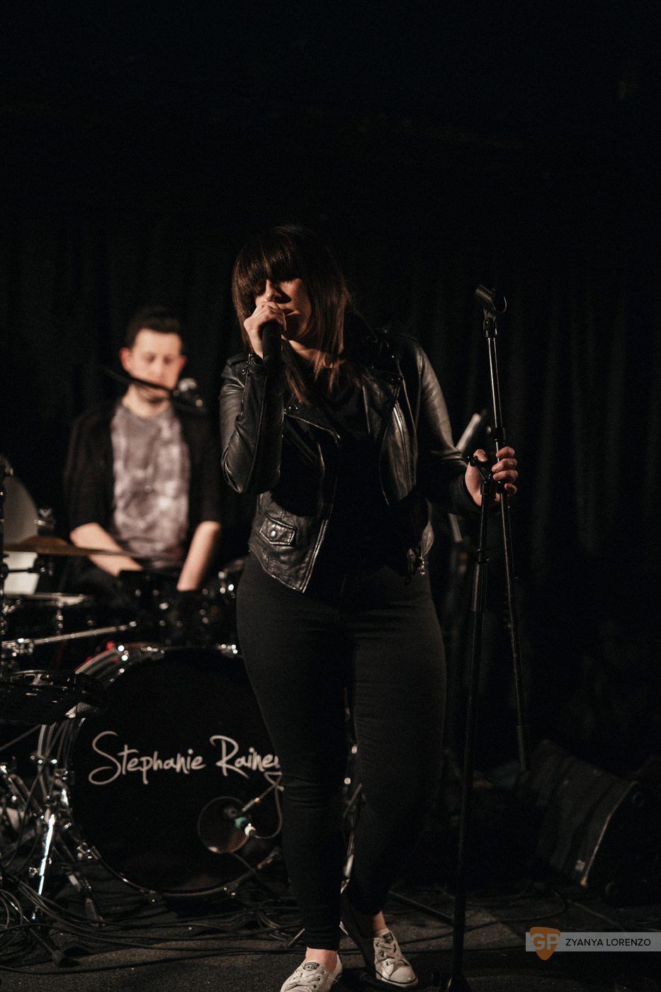 Stephanie Rainey live at Upstairs Dolan’s photographed by Zyanya Lorenzo.