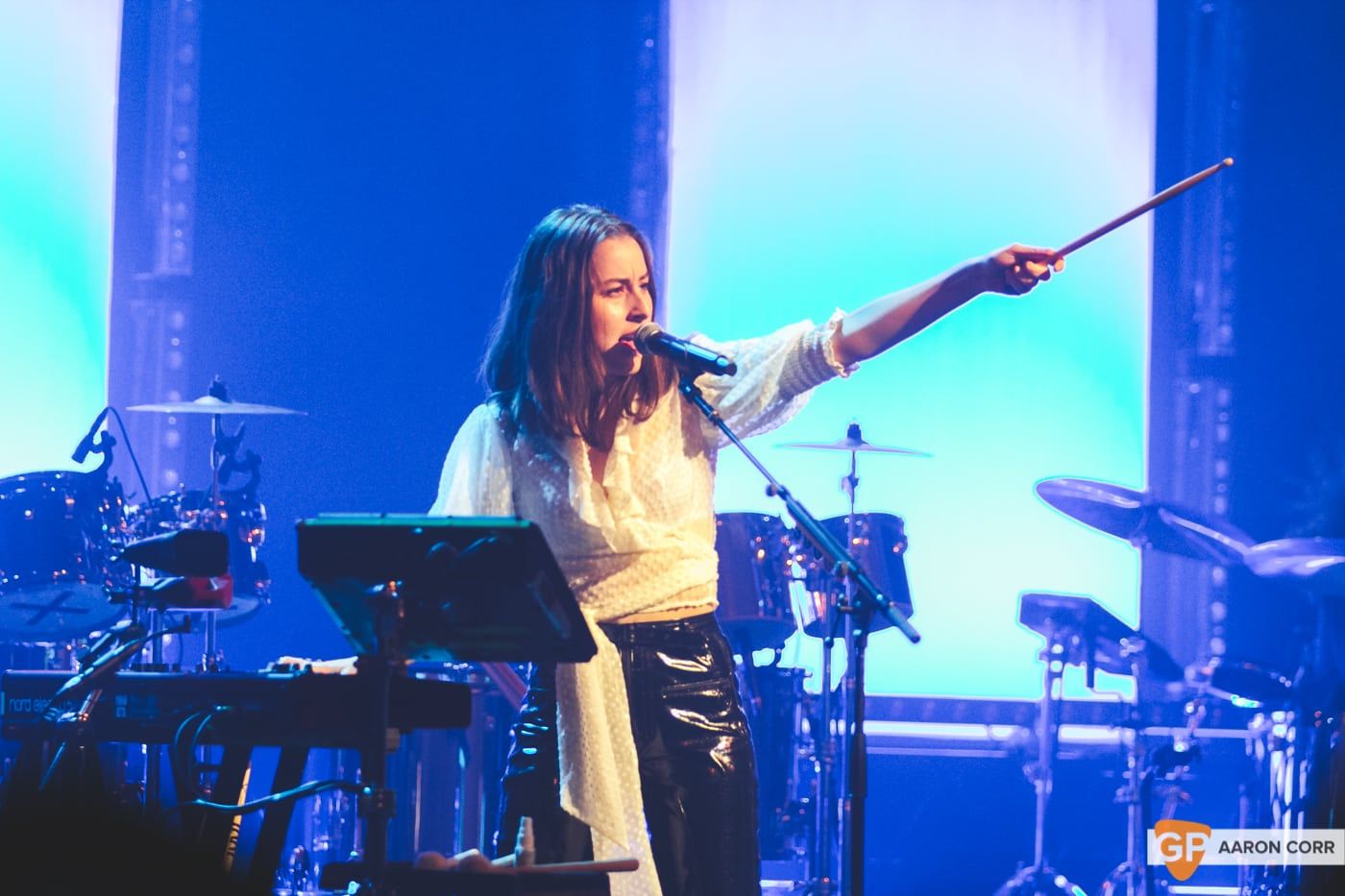 Haim at Olympia by Aaron Corr-2090