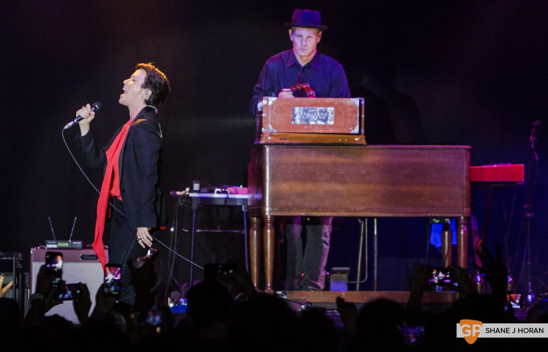 Alanis Morissette, Marquee, Shane J Horan, 4-7-18 GP (2 of 15)