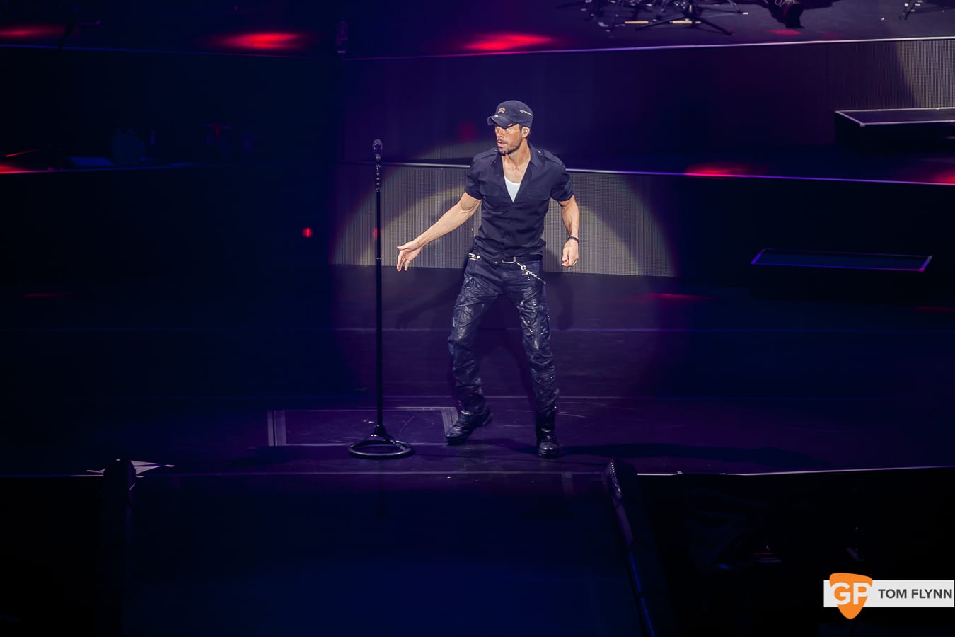 ENRIQUE IGLESIAS