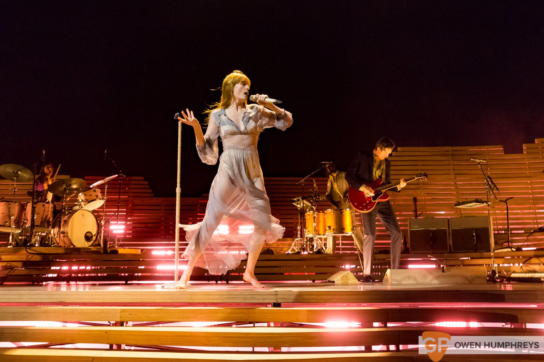 Florence + The Machine at the 3Arena. Photo by Owen Humphreys www.owen.ie
