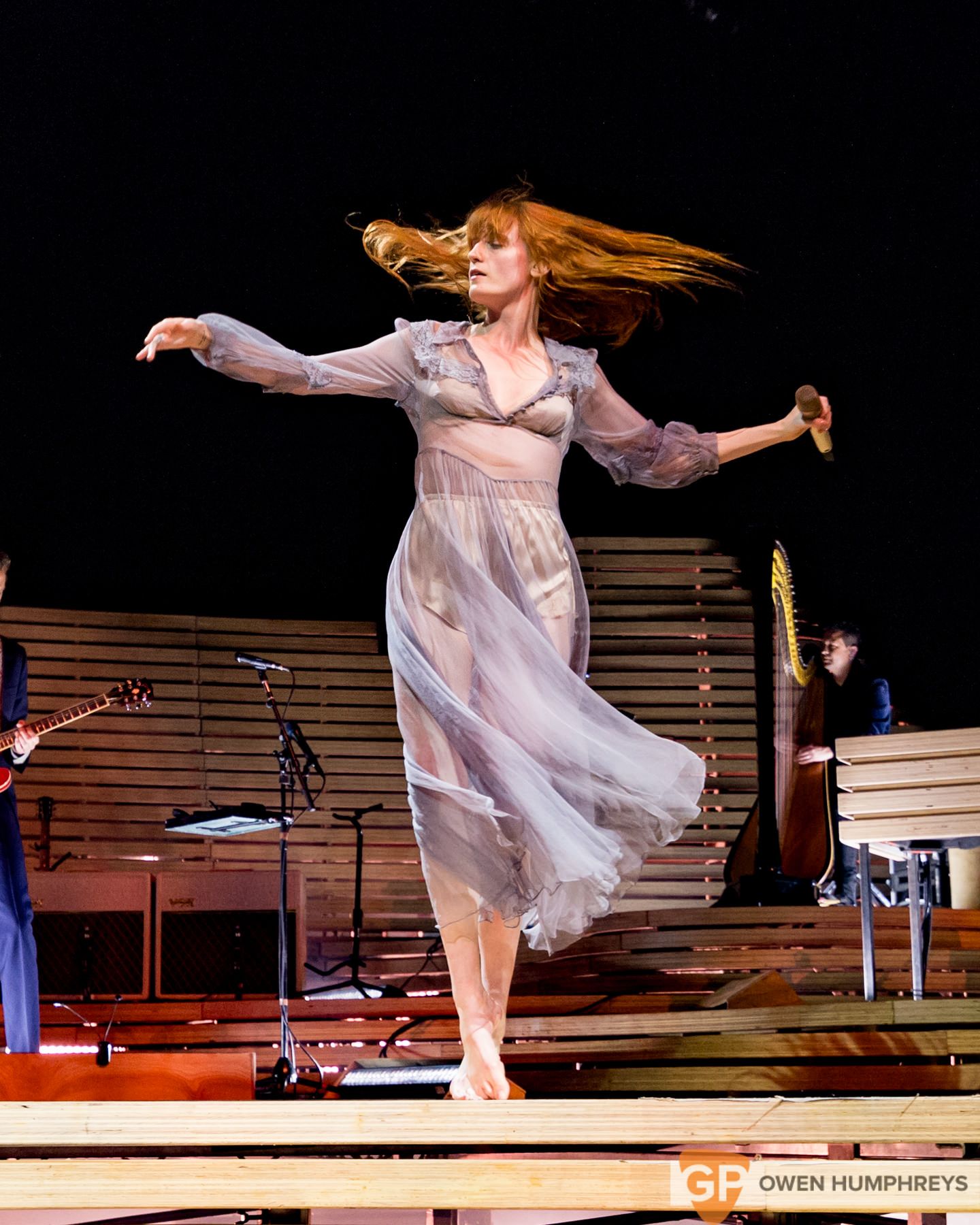 Florence + The Machine at the 3Arena. Photo by Owen Humphreys www.owen.ie