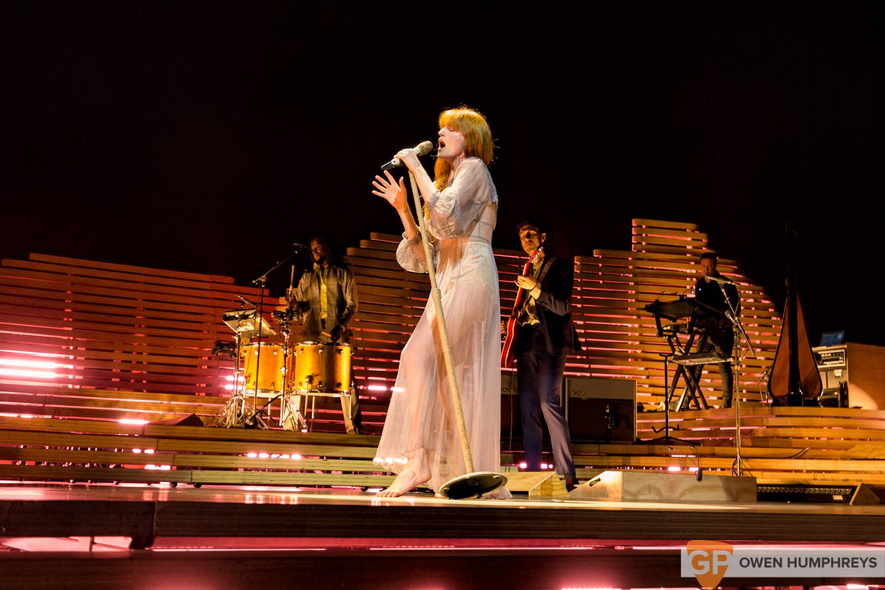 Florence + The Machine at the 3Arena. Photo by Owen Humphreys www.owen.ie