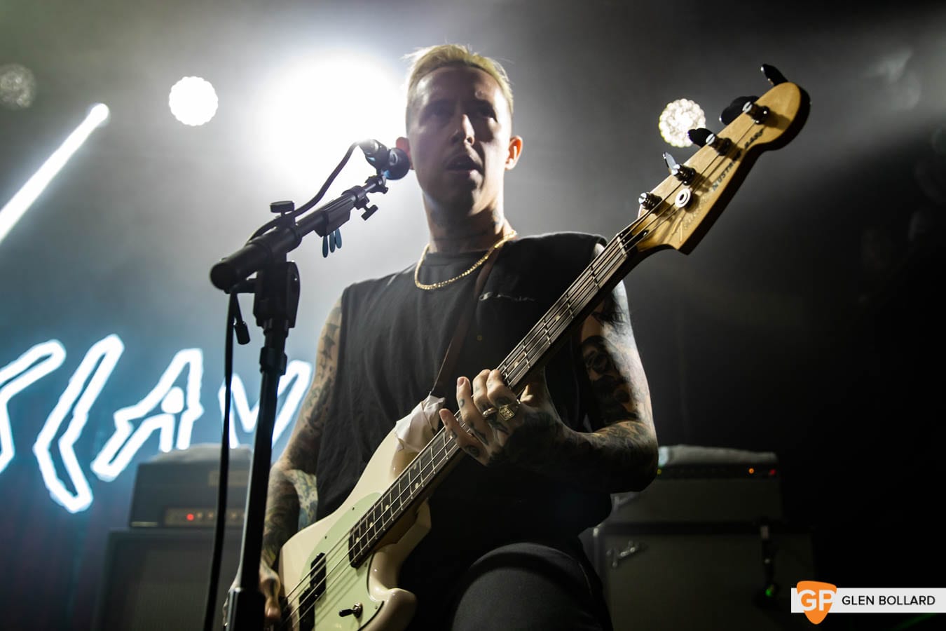 SlavesAcademy