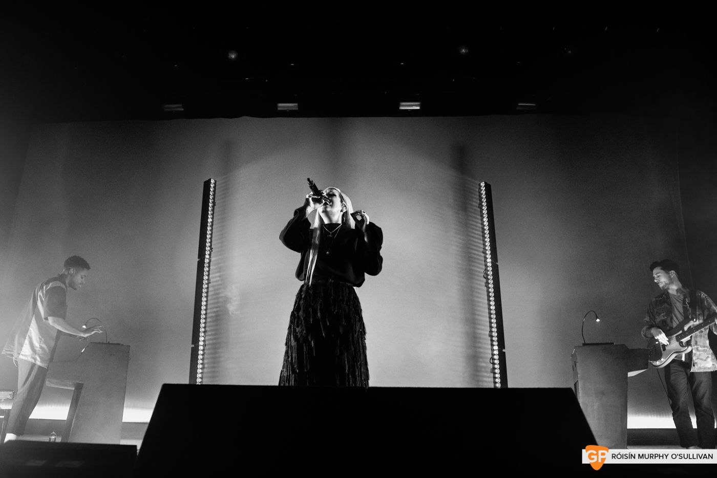 Lily Allen in The Olympia by Róisín Murphy O’Sullivan (9 of 10)