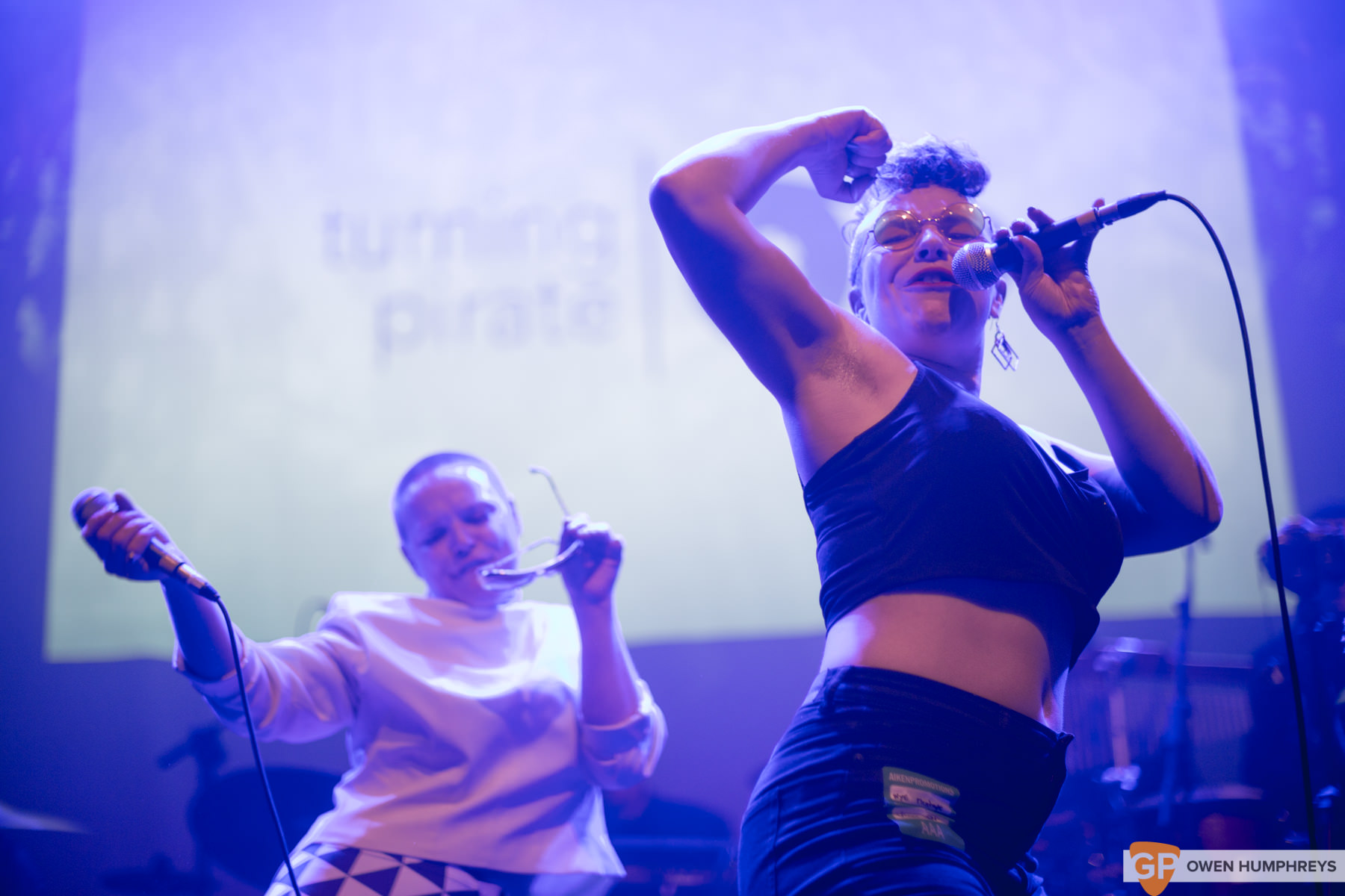 NYE in Vicar Street by Owen Humphreys-36