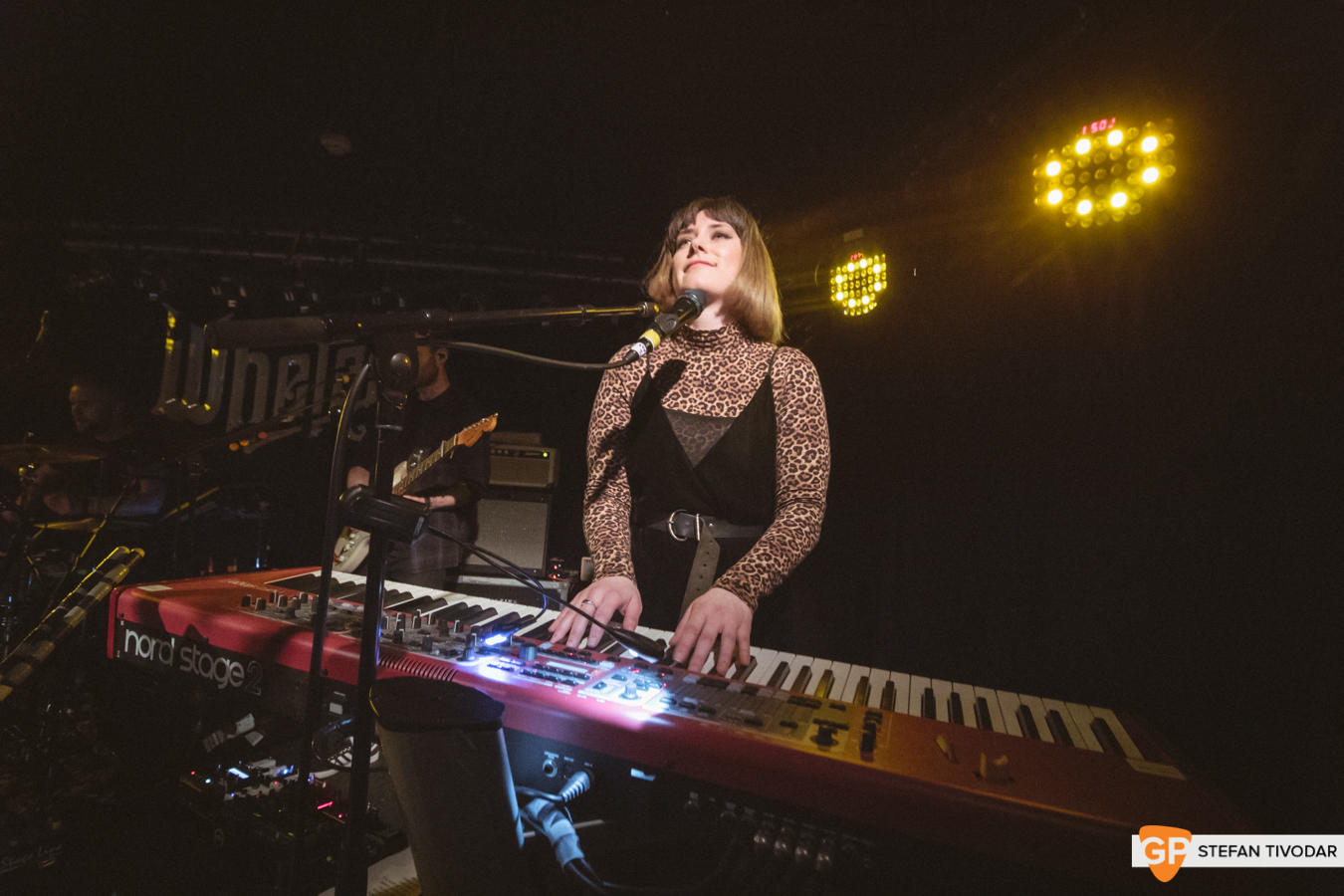 Walking on Cars Whelans January 2019 Whelans Tivodar8