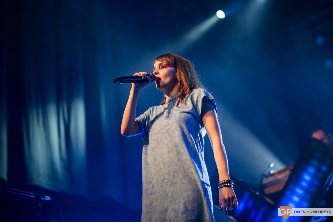 Chvrches at the Olympia Theatre. Photo by Owen Humphreys. www.owen.ie