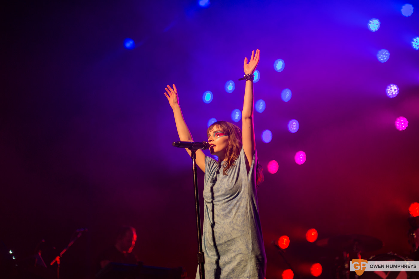 Chvrches at the Olympia Theatre. Photo by Owen Humphreys. www.owen.ie