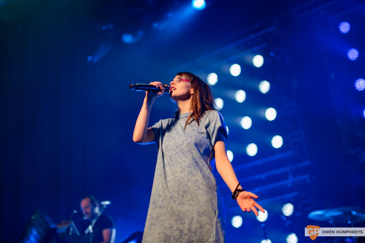 Chvrches at the Olympia Theatre. Photo by Owen Humphreys. www.owen.ie