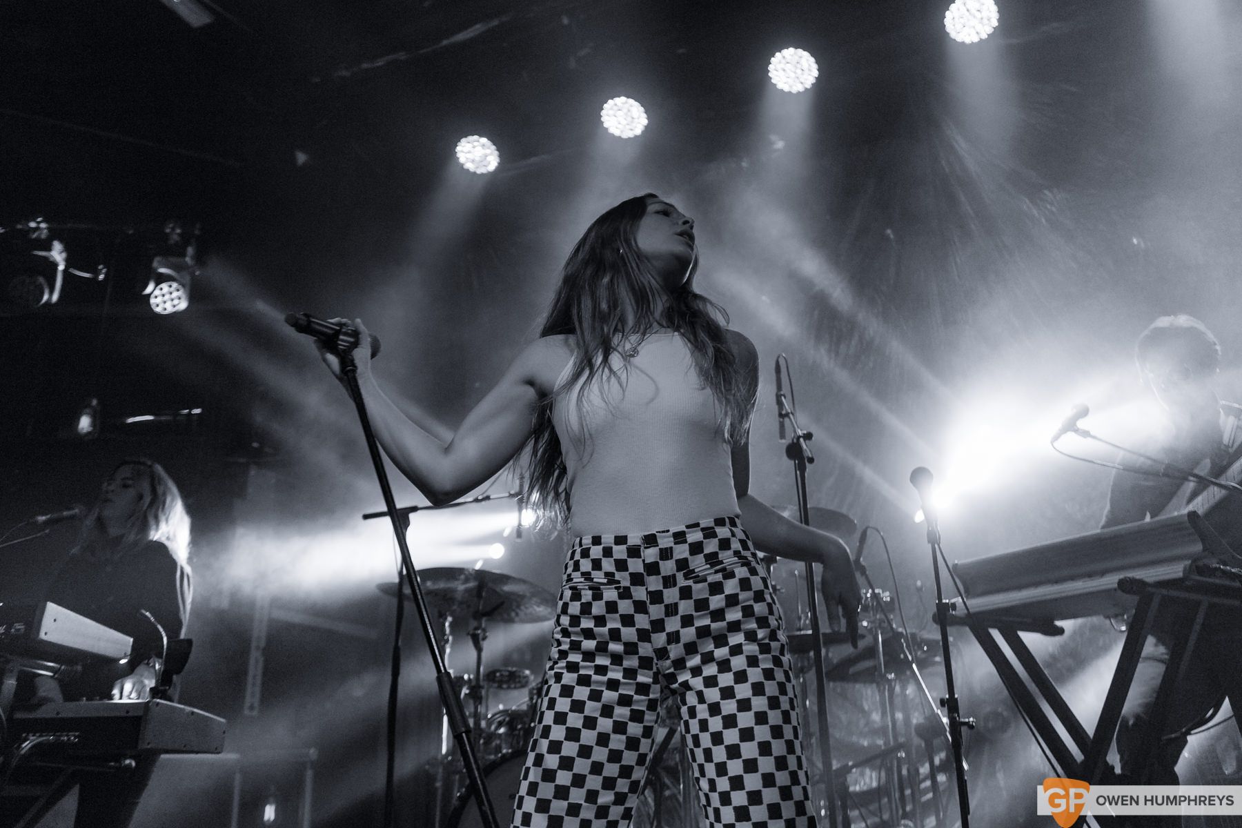 Maggie Rogers at the Academy. Photo by Owen Humphreys. www.owen.ie