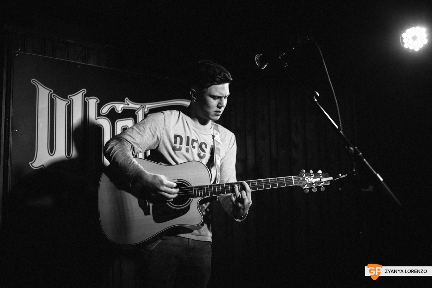 Dan-Elliott-Whelans-Zyanya-Lorenzo-13-03-19-10