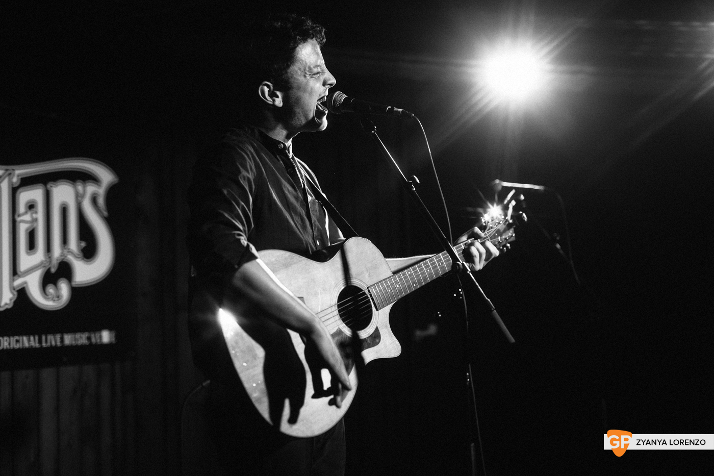 Dan-Elliott-Whelans-Zyanya-Lorenzo-13-03-19-16